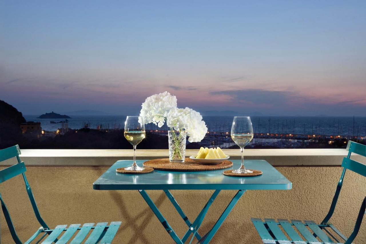 Punta Ala Sea View Apartments エクステリア 写真