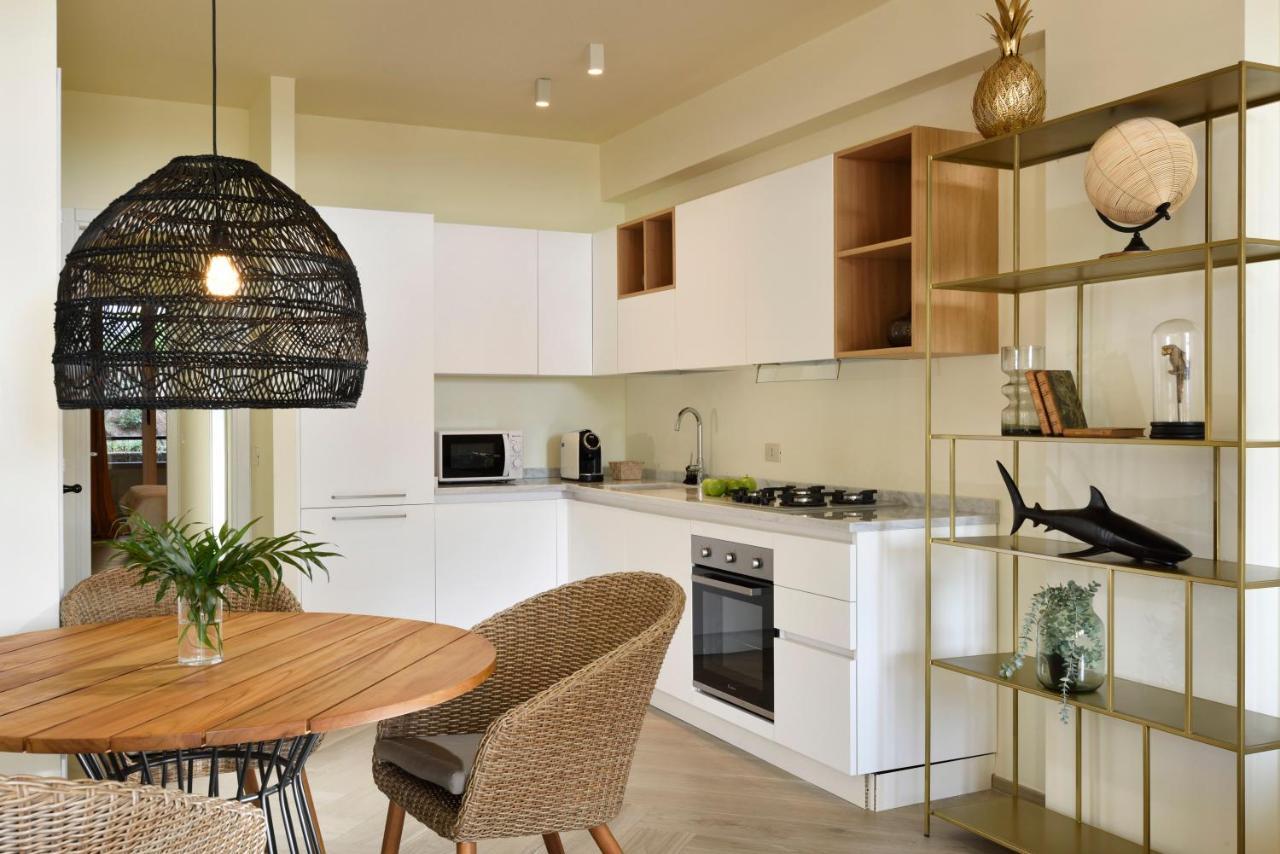 Punta Ala Sea View Apartments エクステリア 写真